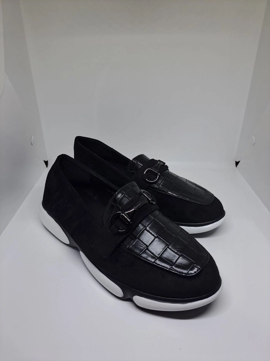 Женские мокасины