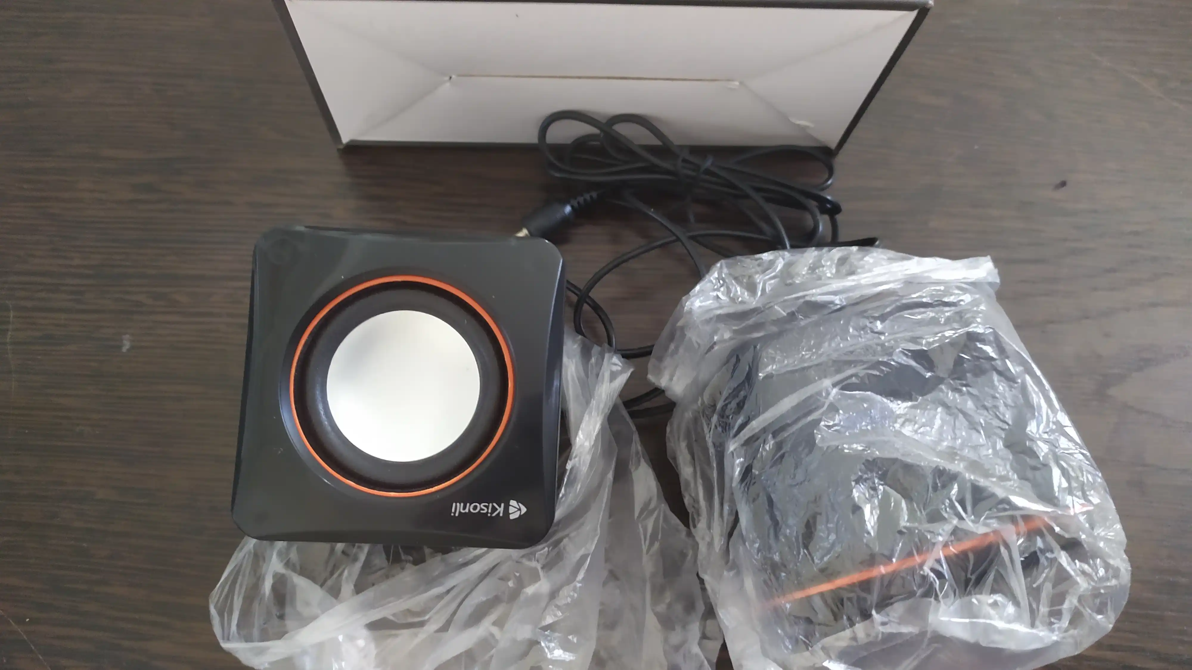 Колонки для компьютера Kisonli V400,  2.0, питание от USB, черный цвет, 3.5 Вт