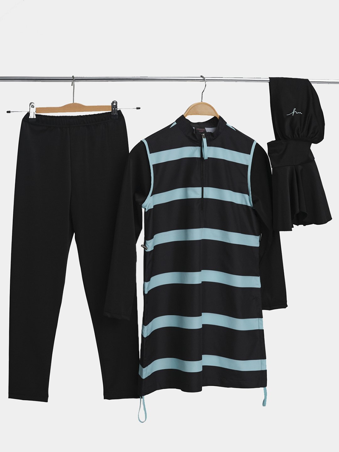 Erkak uchun jinsiy sher Yalangoch xonanda Maksim HQ fotosurati