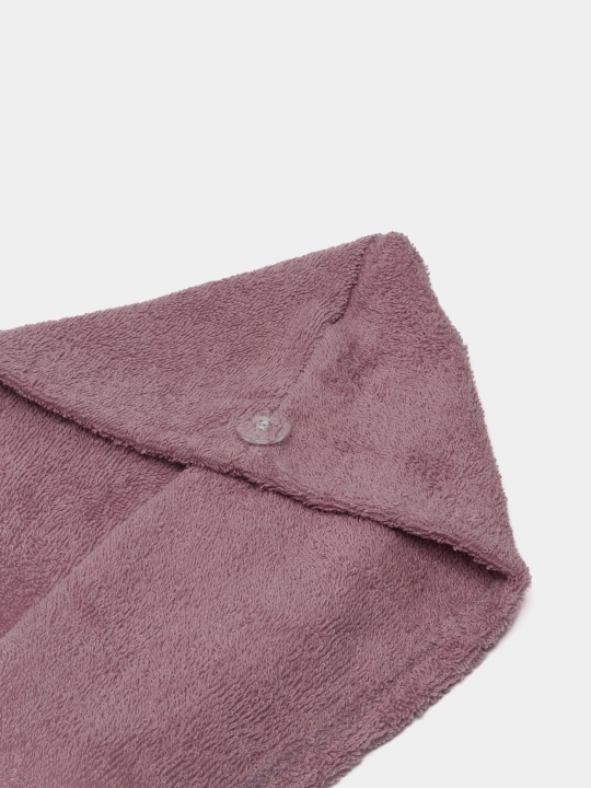 Soch quritish uchun mikrofibrali sochiq-turban, tugmali mahkamlash, tez nam yutuvchi