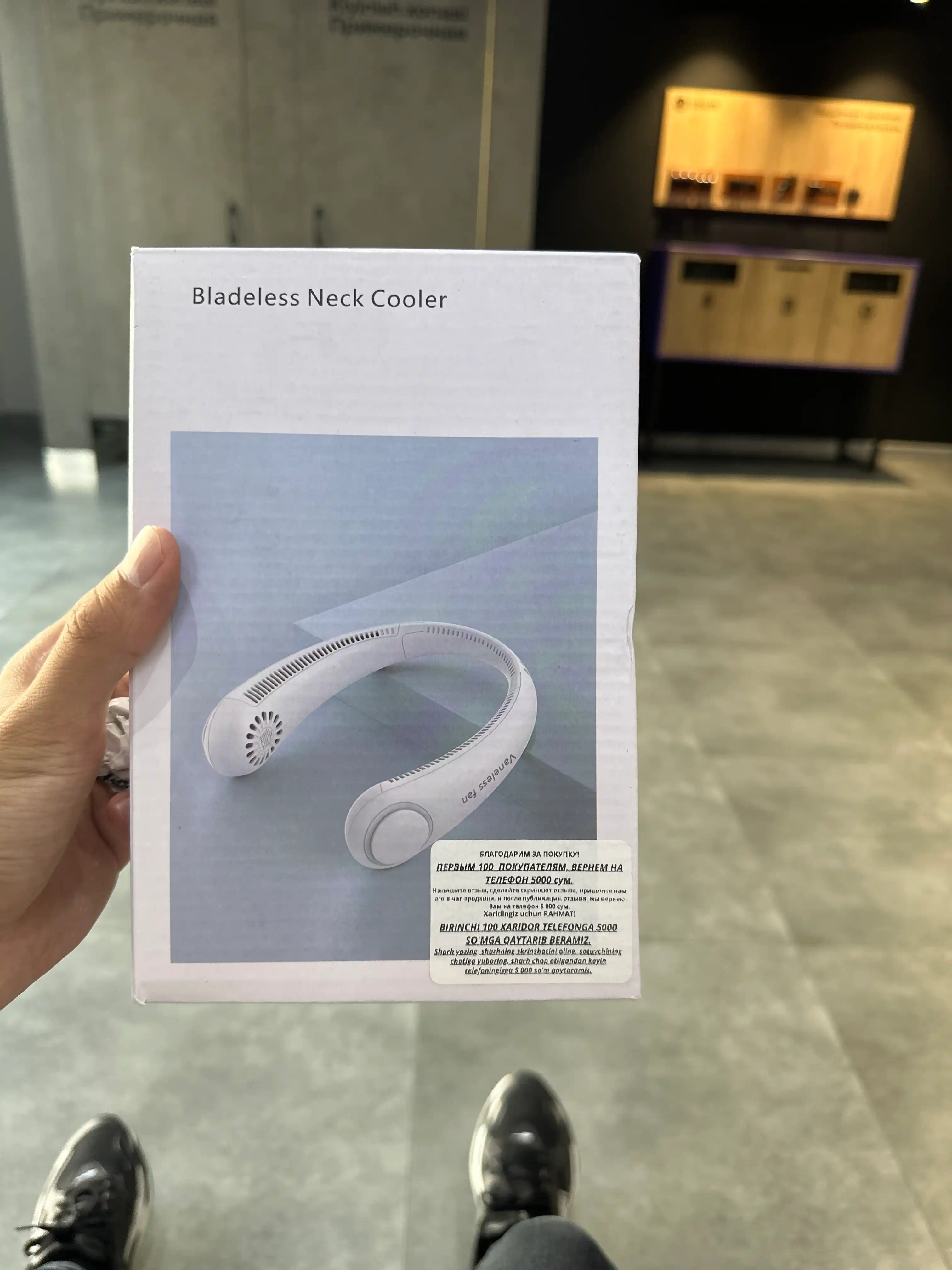 Portativ simsiz mini bo'yinli fan USB zaryadlovchi bilan