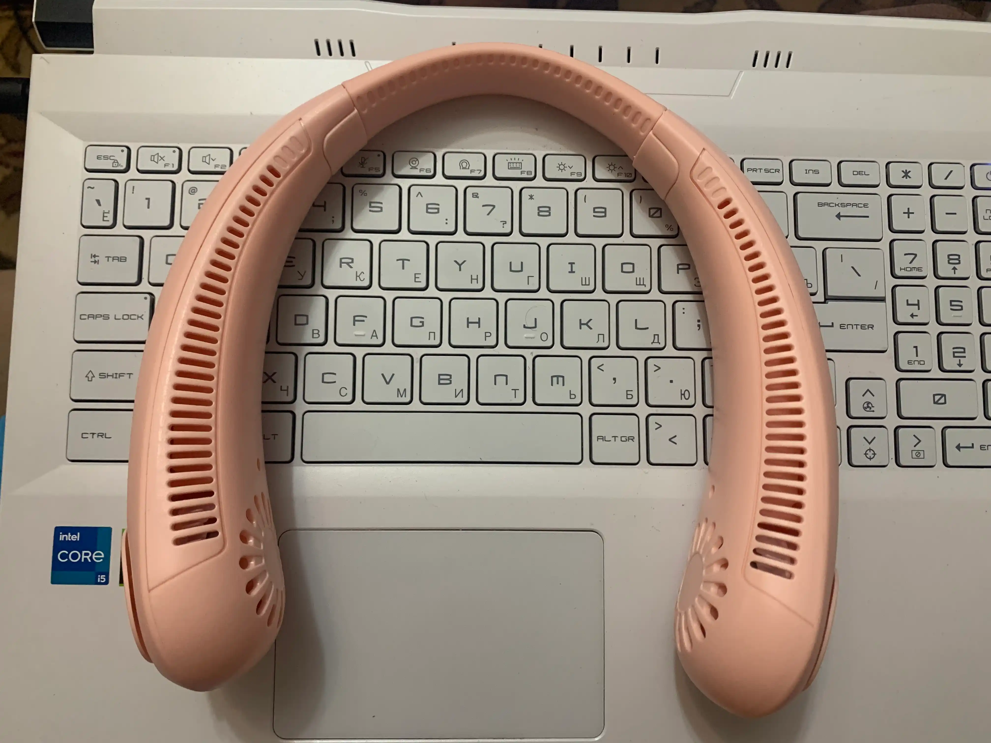 Portativ simsiz mini bo'yinli fan USB zaryadlovchi bilan