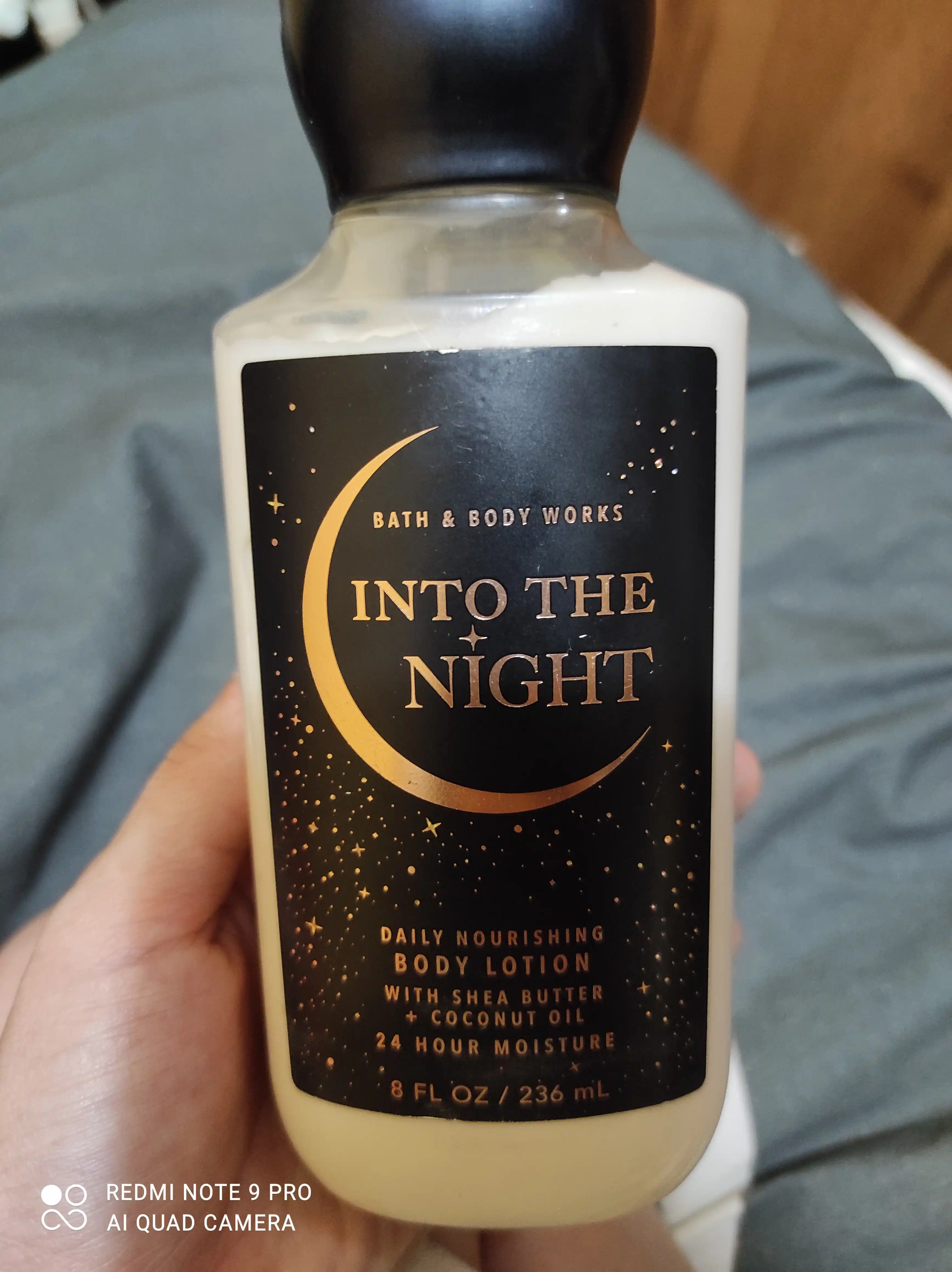 E vitamini va shi yog'i bilan engil tana losoni, 236 ml