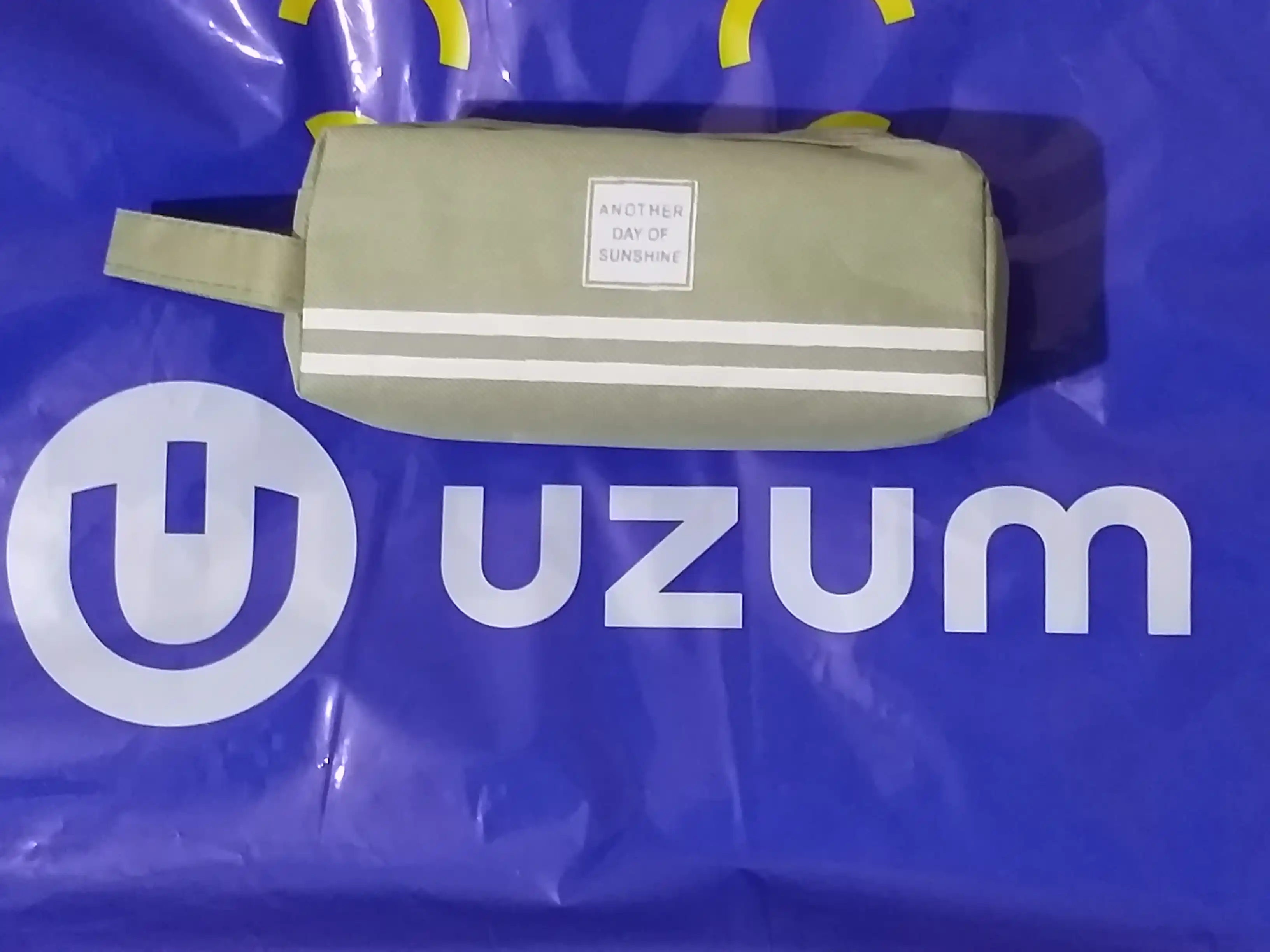 Ikki bo'limli maktab qalam qutisi, kosmetik sumka