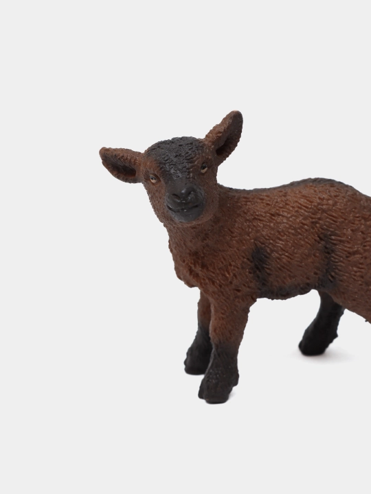 Фигурка козленок SCHL Goat Kid13829