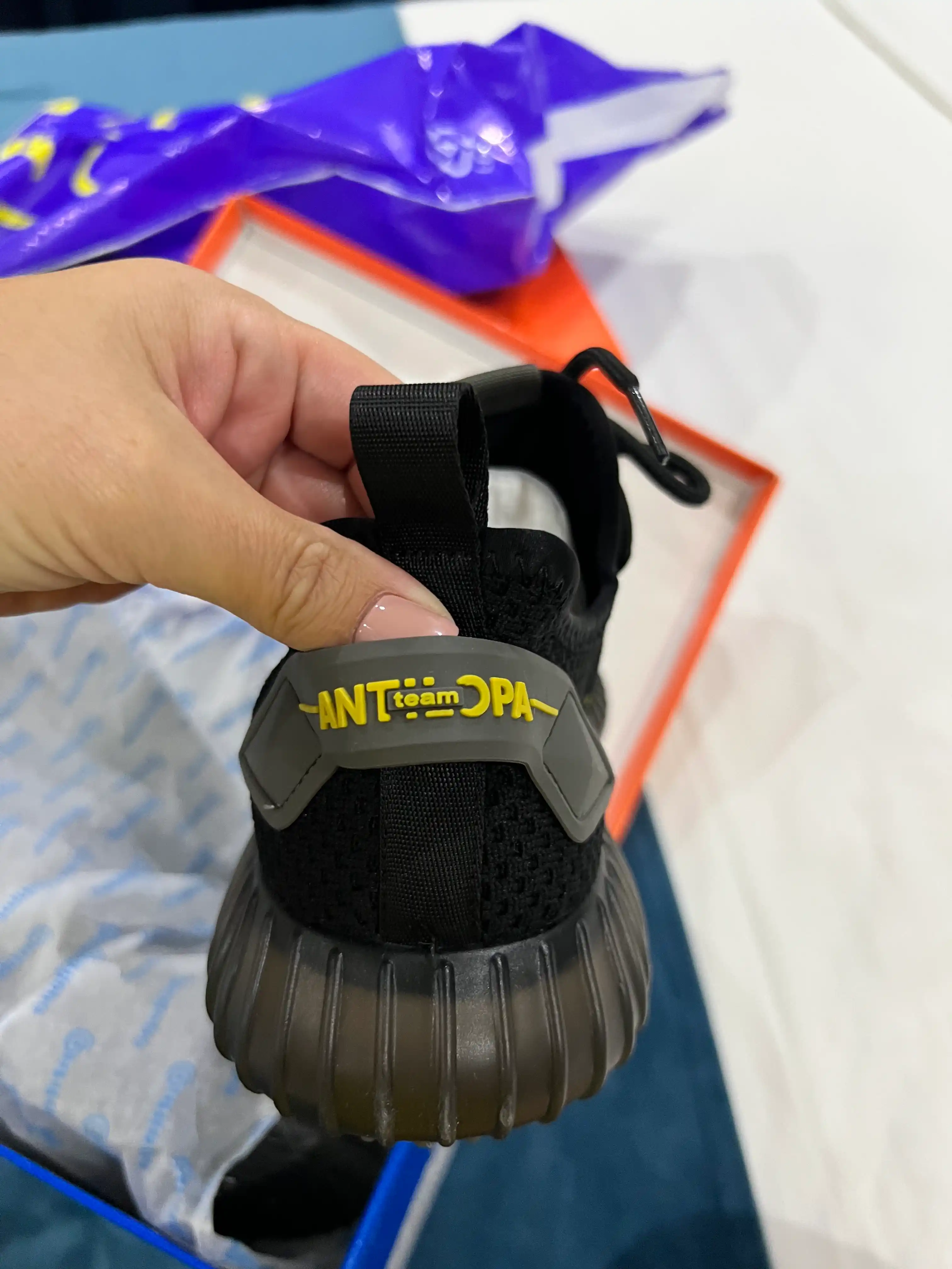 ANTILOPA o'g'il bolalar uchun zamonaviy krossovkalar