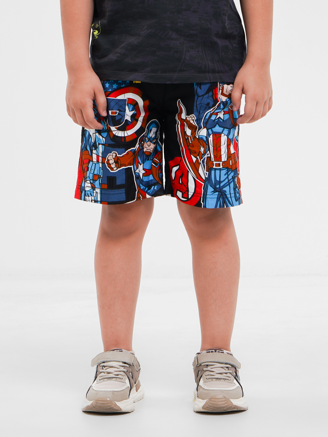 Shortlar Captain America, 5 rang - 