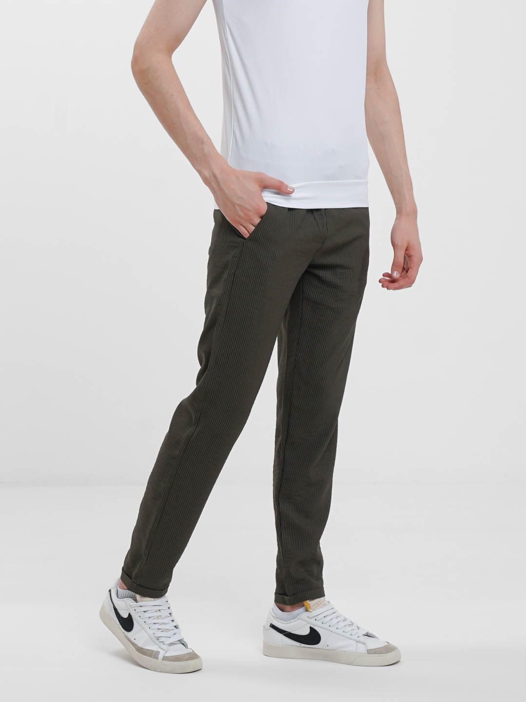 Мужские трико брюки на валберис. Летнее трико. Летнее трико. Трико мужское вайлдберриз. Di asics спортивные брюки мужские.