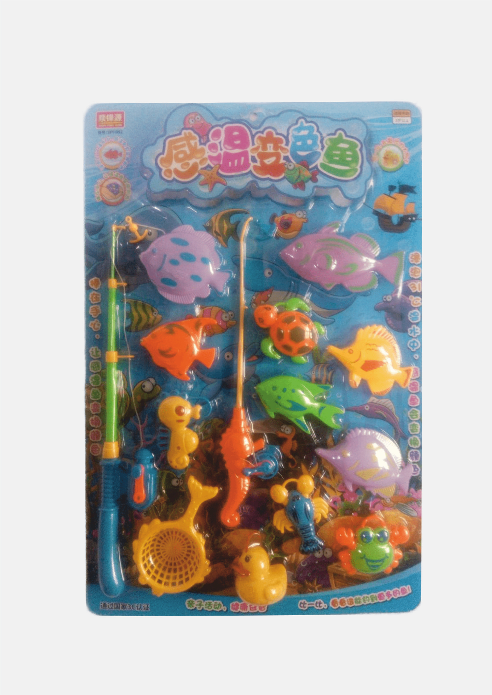 Oq pussies va qora katta xorozlar