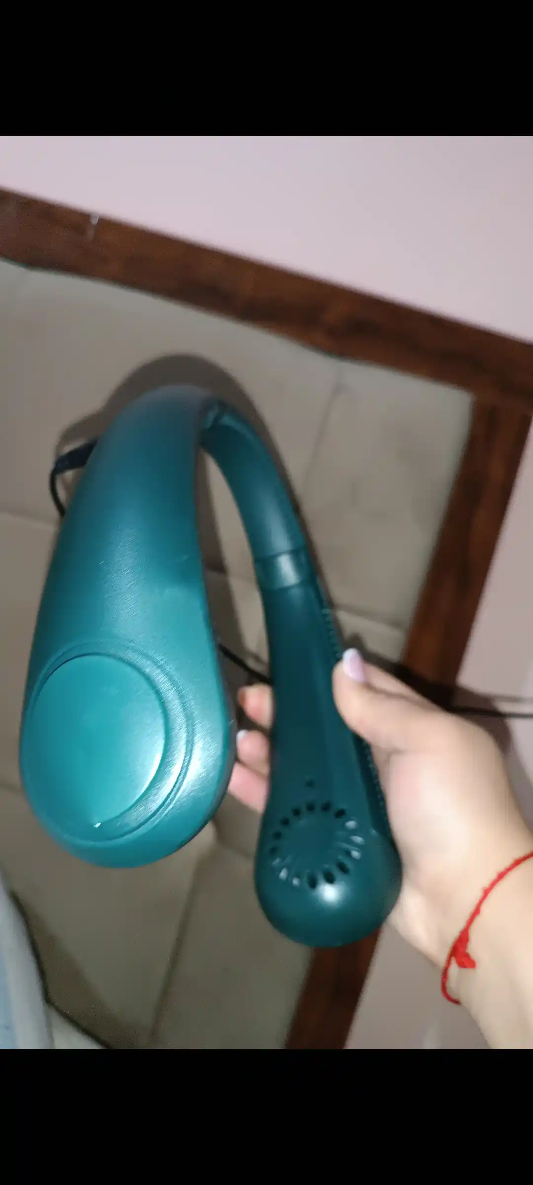 Portativ simsiz mini bo'yinli fan USB zaryadlovchi bilan