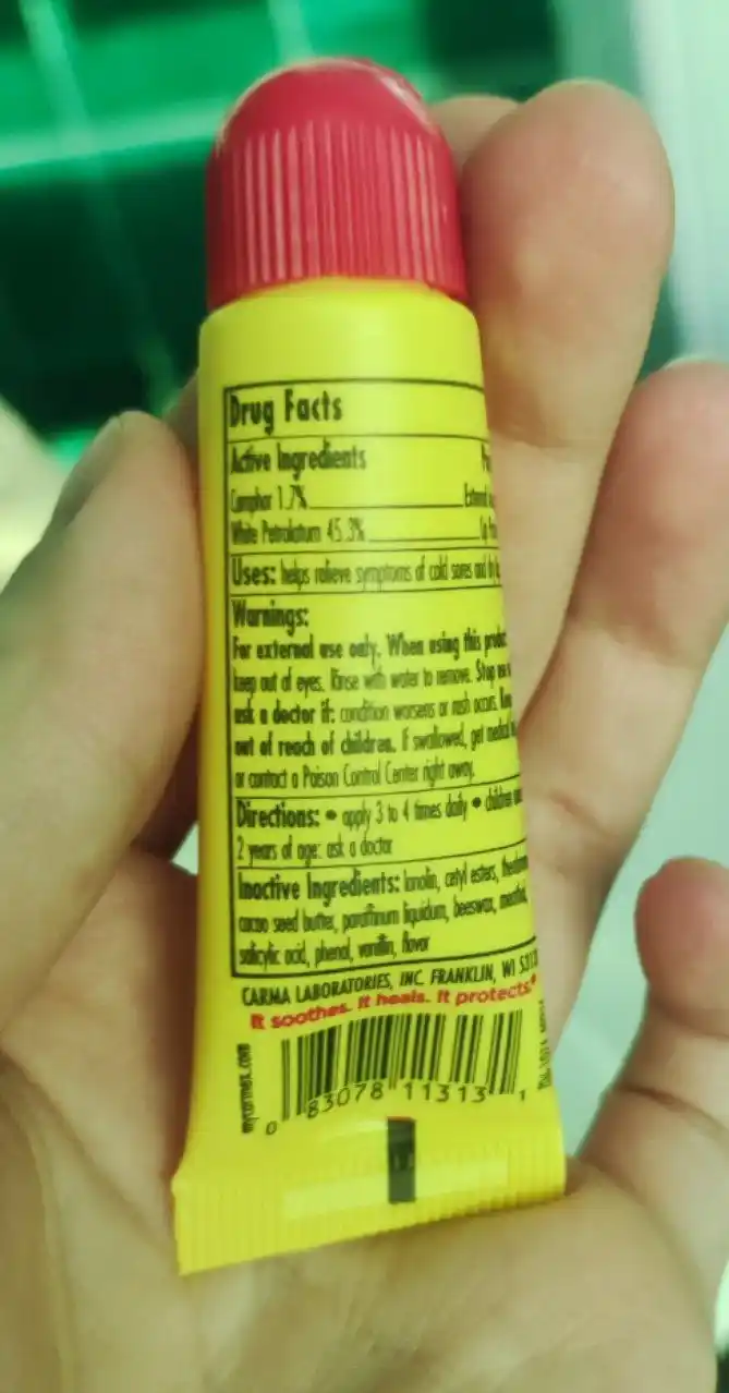 Классический бальзам для губ Carmex, увлажняющий, 10 г