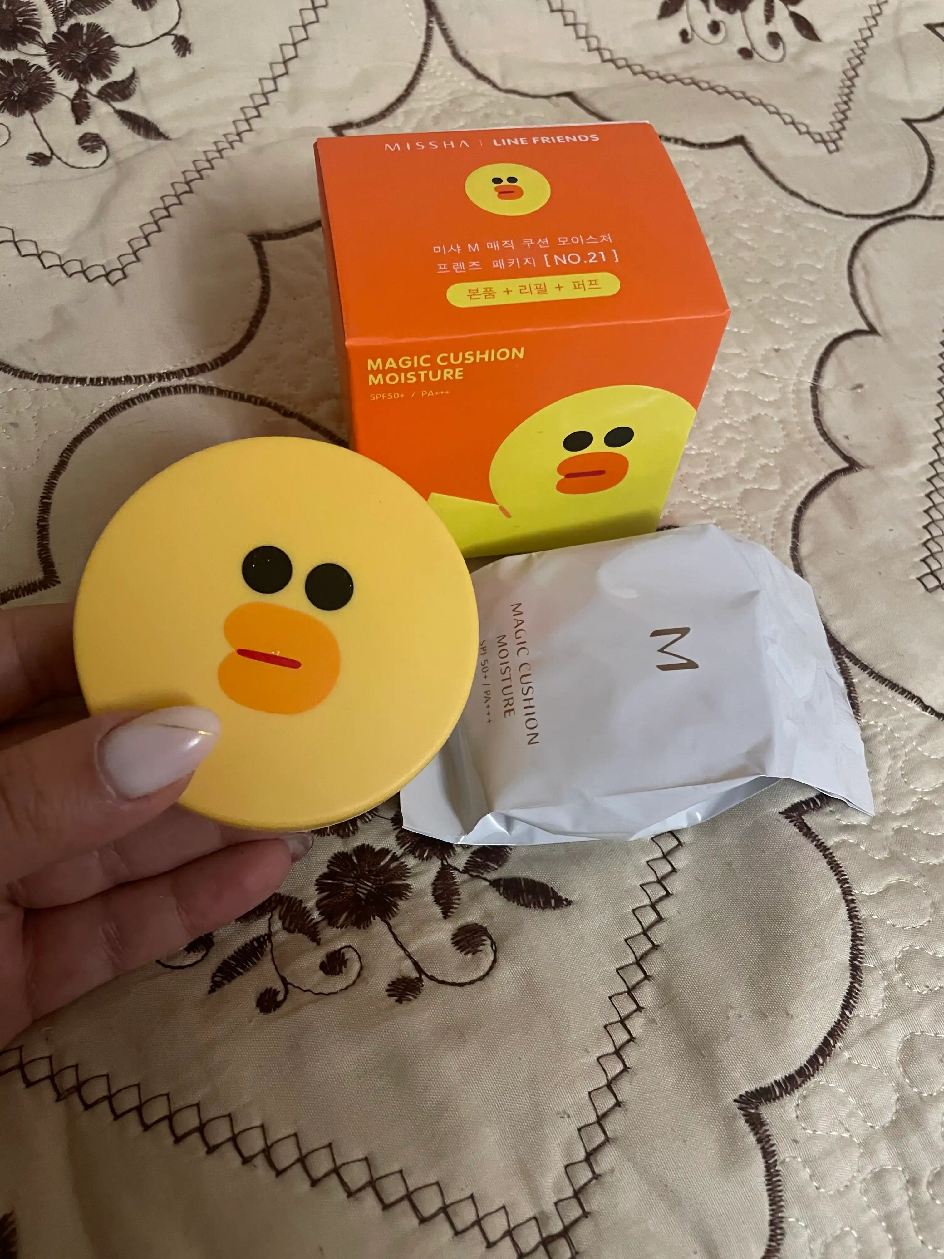Tonal krem-upa kushon Magic Cushion Moisture SPF+ 50, BB krem, zaxira reofil bilan, 15 g