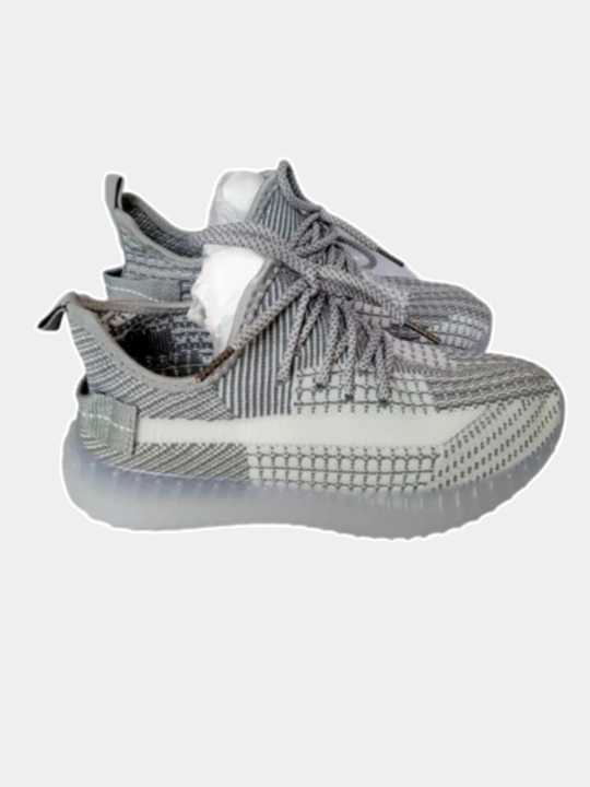 Ayollar krossovkalari Yezzy