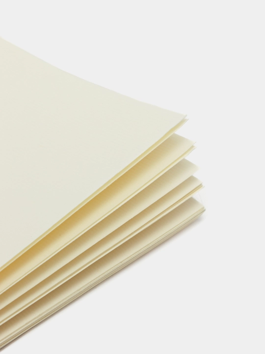 Sketchbuk laminatlangan qoplamali