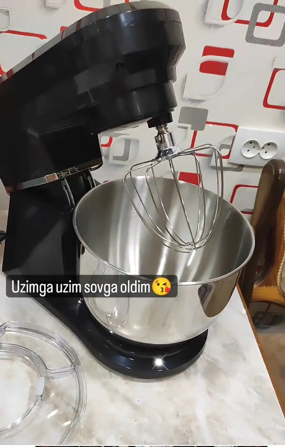 Mikser 7Litr Bemonde BM-SM1002SB, 2000Vt, 6 tezlik, temirli nasadkalar