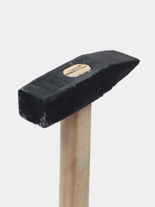 Metall bolg'acha DN1000 po'latdan yasalgan, yog'och dasta