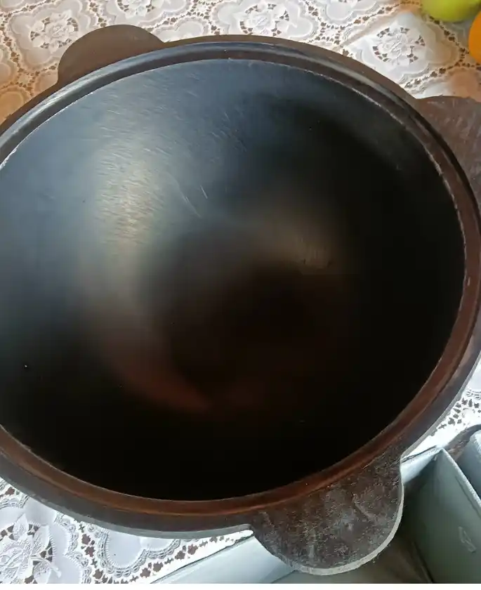 Казан чугунный для плова с крышкой, плоское дно