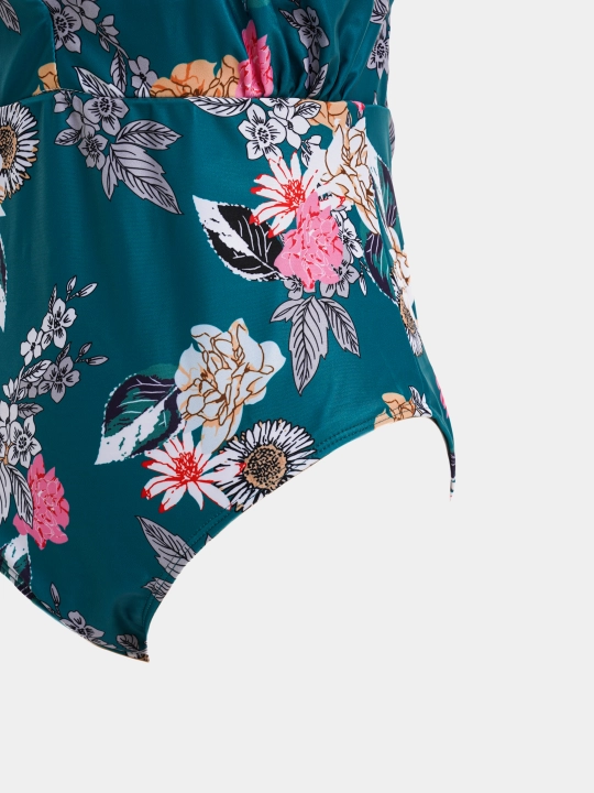 Katta o‘lchamlar uchun yig‘ma ayollar cho‘milish kiyimi, plus size