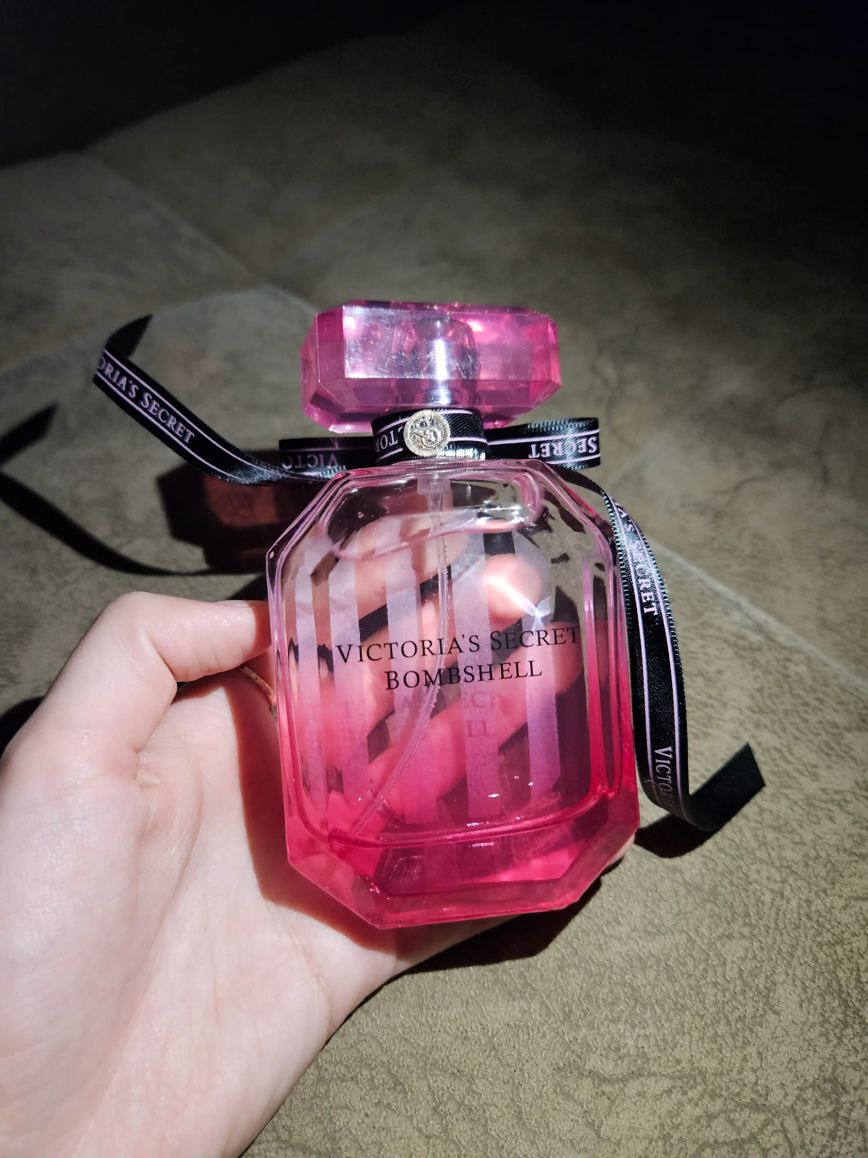 Parfyumlangan suv Bombshell, 100 ml