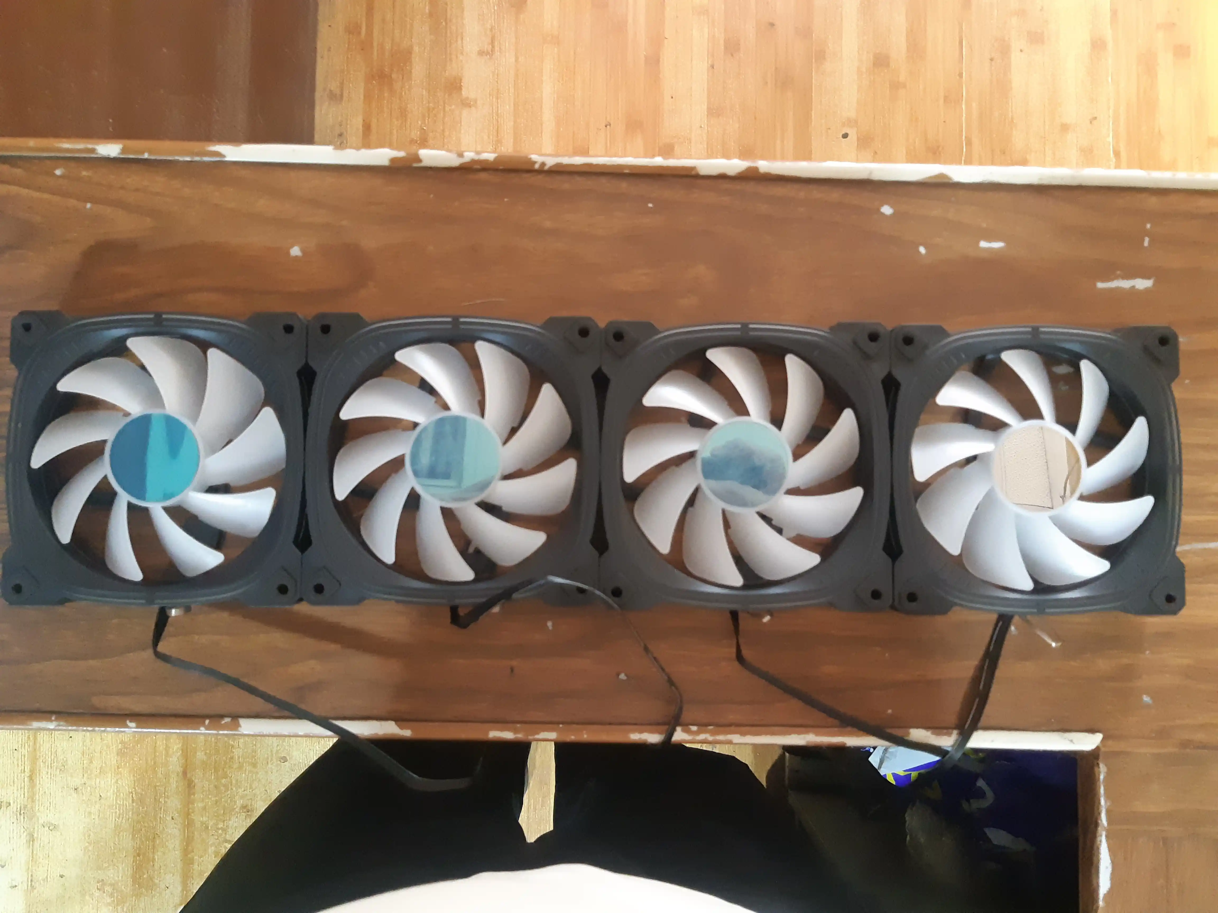 Sovutish ventilyator, rgb yoritgich bilan korpus uchun, 12 da 6 kontakt, 120 mm