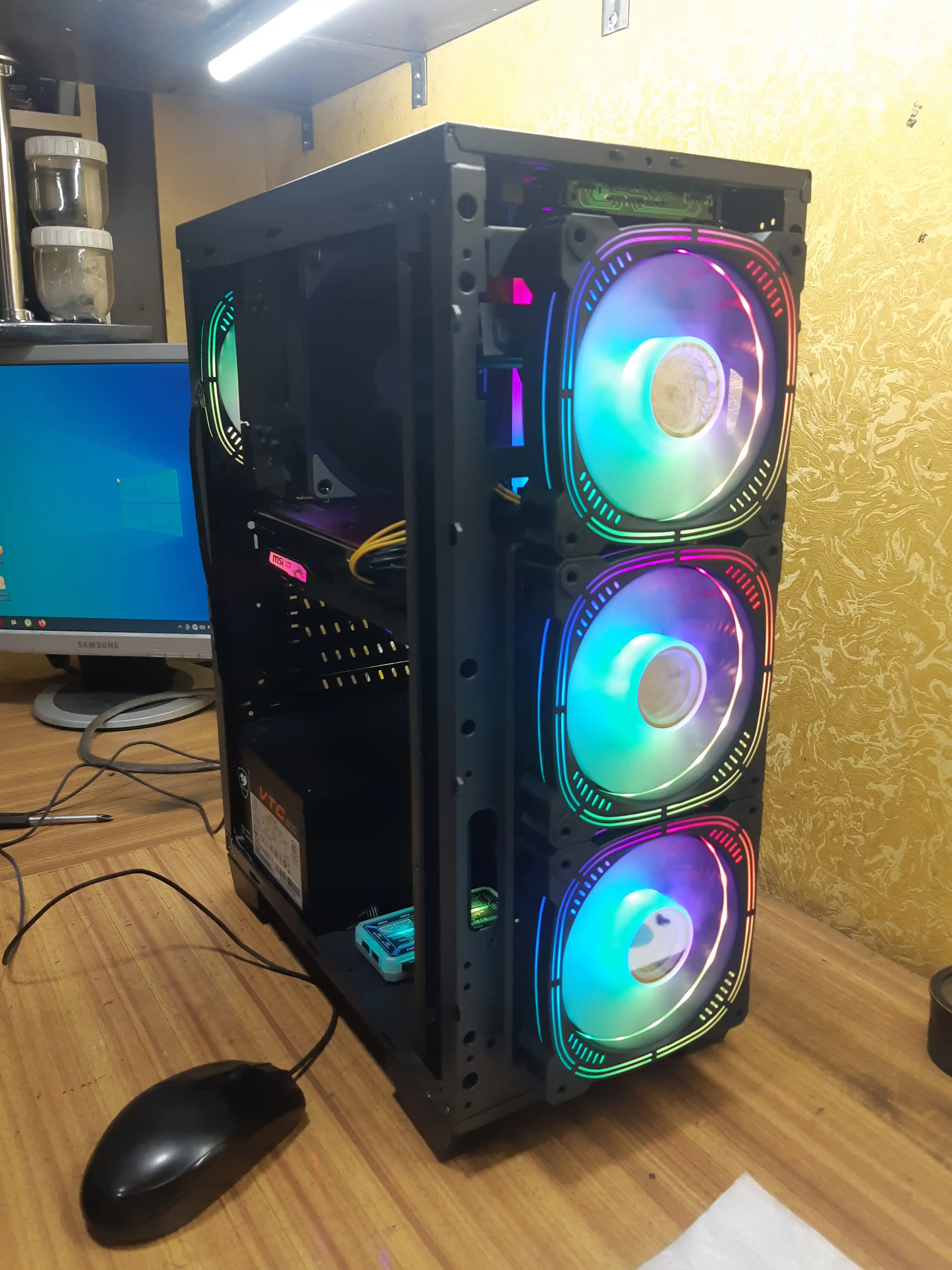 Sovutish ventilyator, rgb yoritgich bilan korpus uchun, 12 da 6 kontakt, 120 mm
