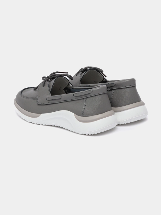 Сharmdan ayollar uchun, charm topsiders, 6 ta rang
