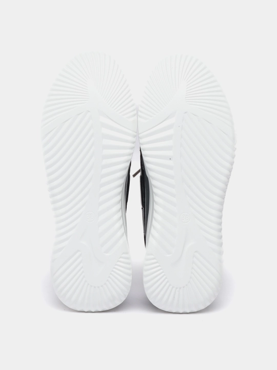 Сharmdan ayollar uchun, charm topsiders, 6 ta rang