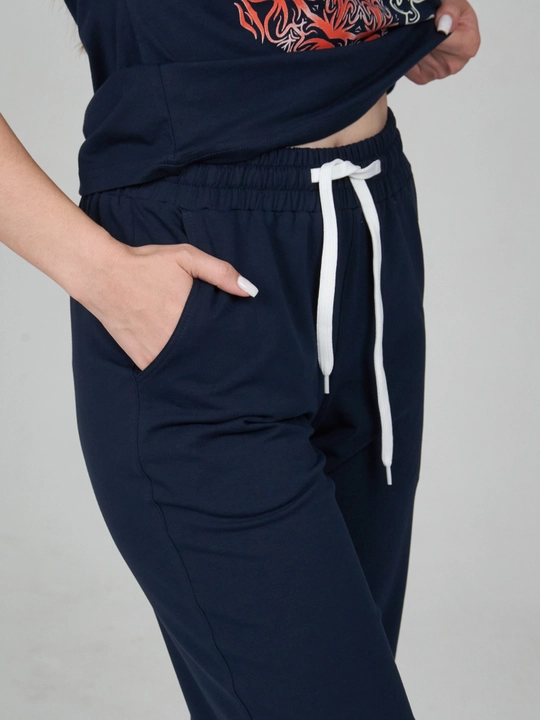 Ayollar uchun dvoyka, pijama, futbolka va shortilar W20-01 Аgata