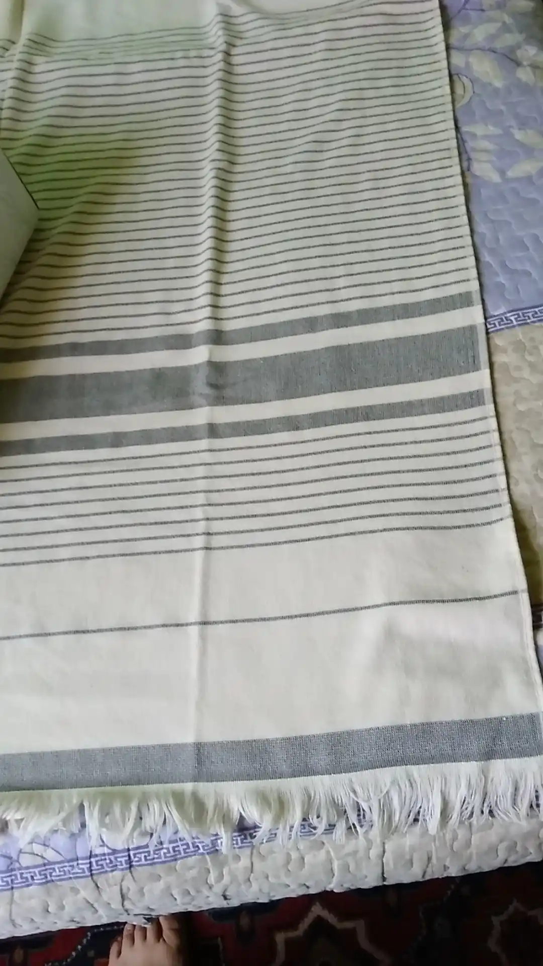 Ko'rpa Alihome 2 kishilik, o'lchami 200 * 220, 100% paxta