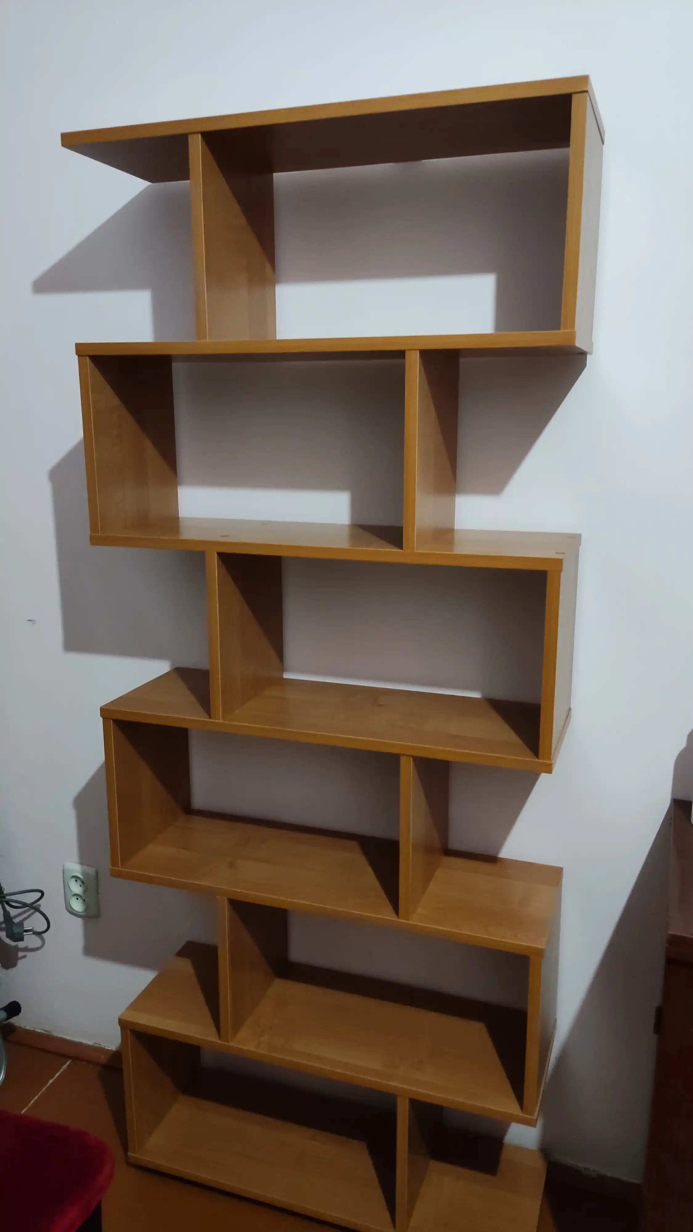 Stellaj yog'ochli, 1757 * 730 * 250 mm