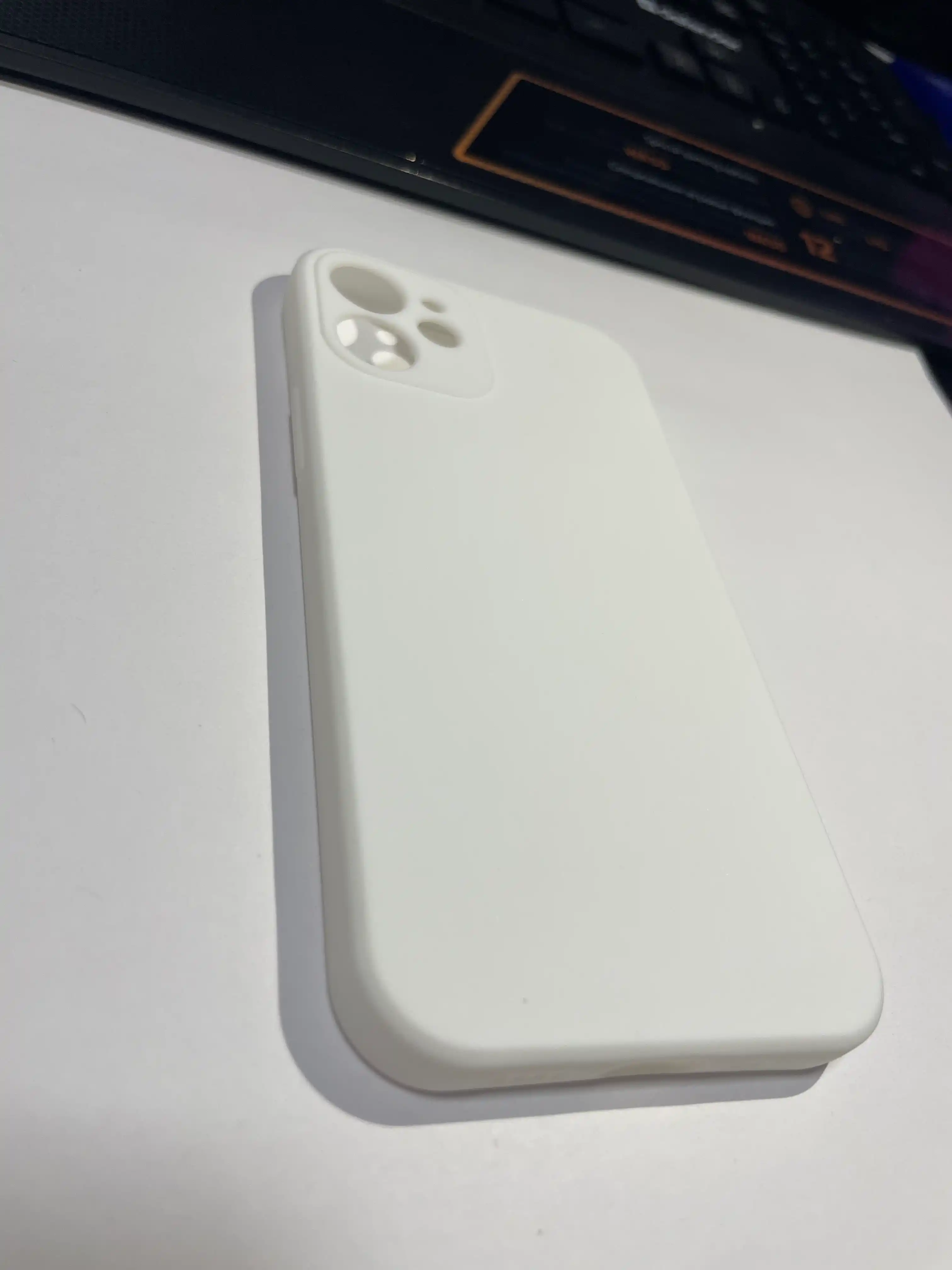 Силиконовый чехол для iPhone
