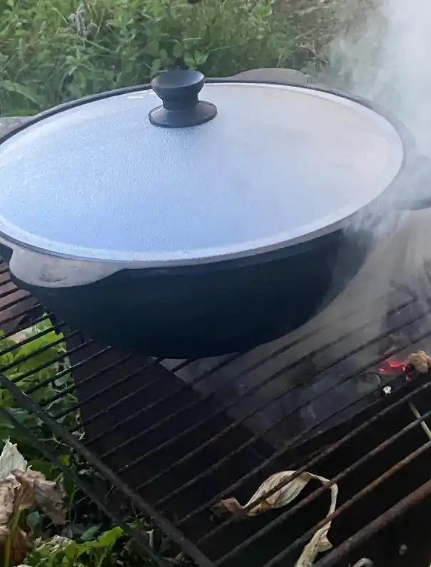 Казан чугунный для плова с крышкой, плоское дно