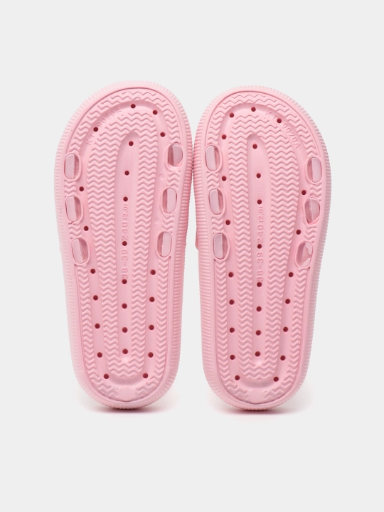 Slanets ayollar Flip-floplari