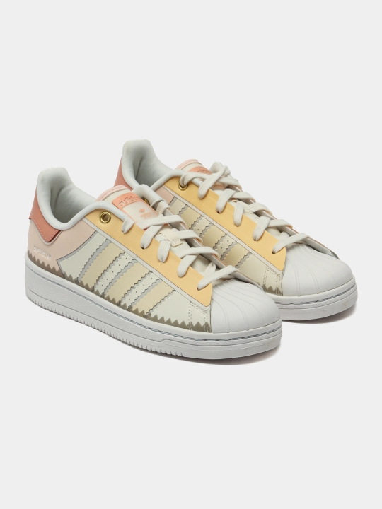 Krossovka adidas, аyollar uchun SUPERSTAR OT TECH W