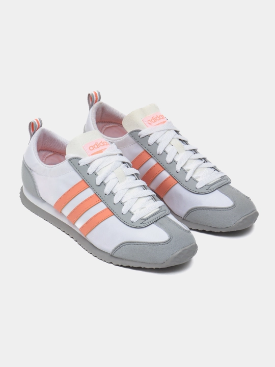 Ayollar uchun krossovkalar adidas VS JOG W