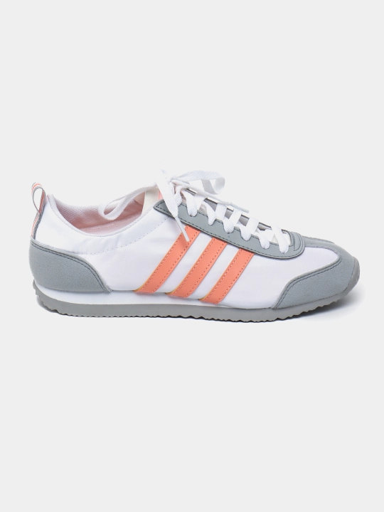 Ayollar uchun krossovkalar adidas VS JOG W