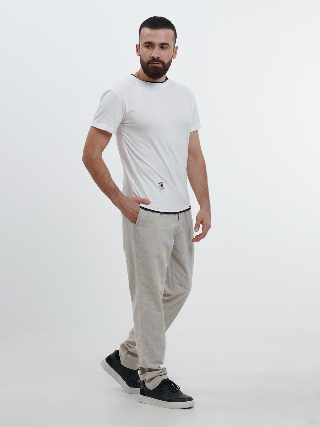 Chex orgiyalarining porno videolari Porno yaltiroq leggings kiygan qiz