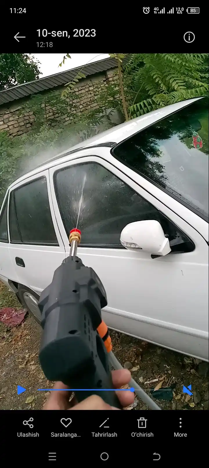 Simsiz mini moyka — chelakdan suv tortadi, mashina va hovli uchun