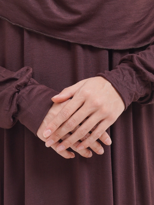 Ayollar sovg'a to'plami - Namoz kiyim, Tasbih, Jo'ynamoz (gilam), Misvok