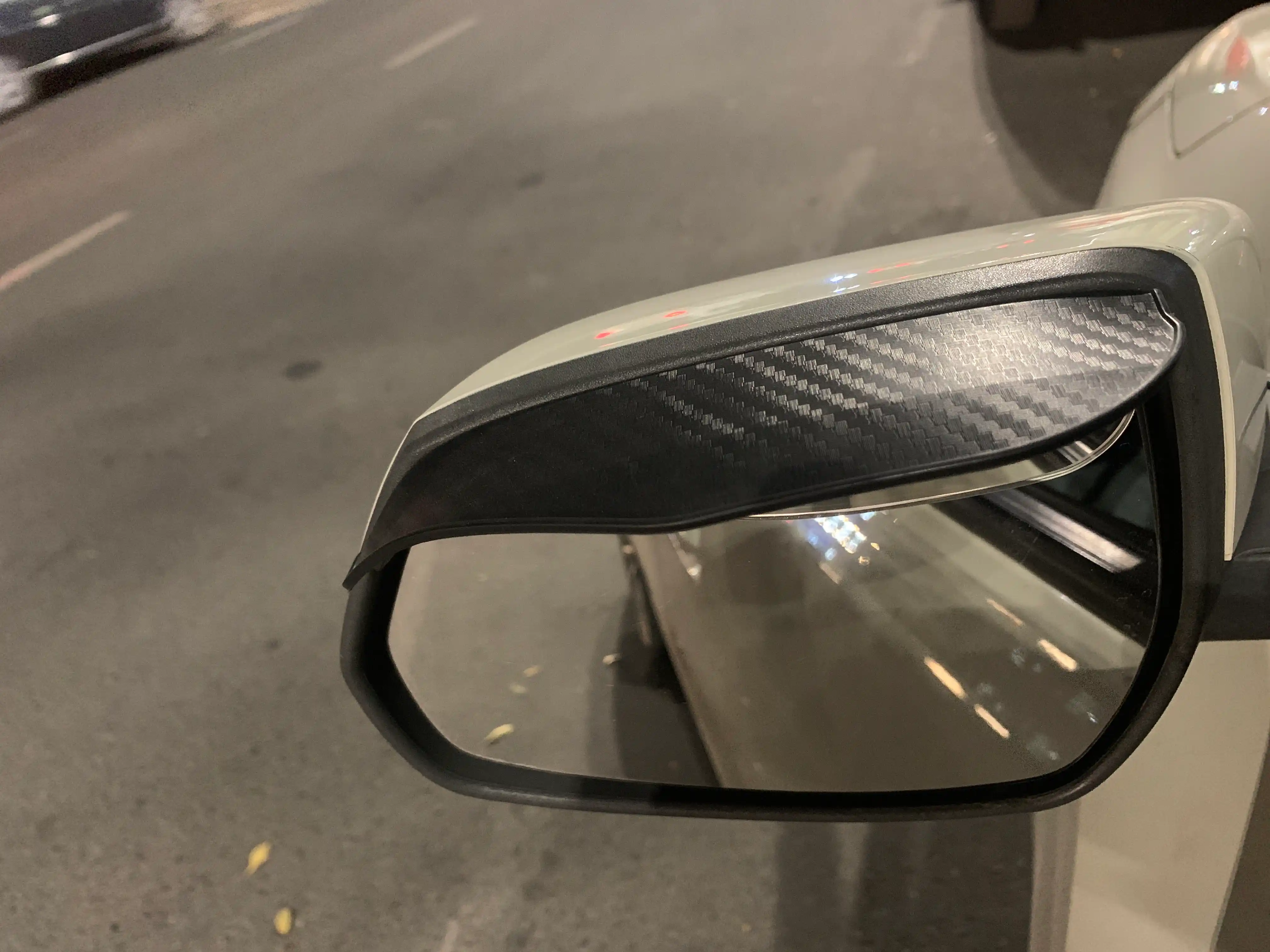 Yon oynadagi Visor