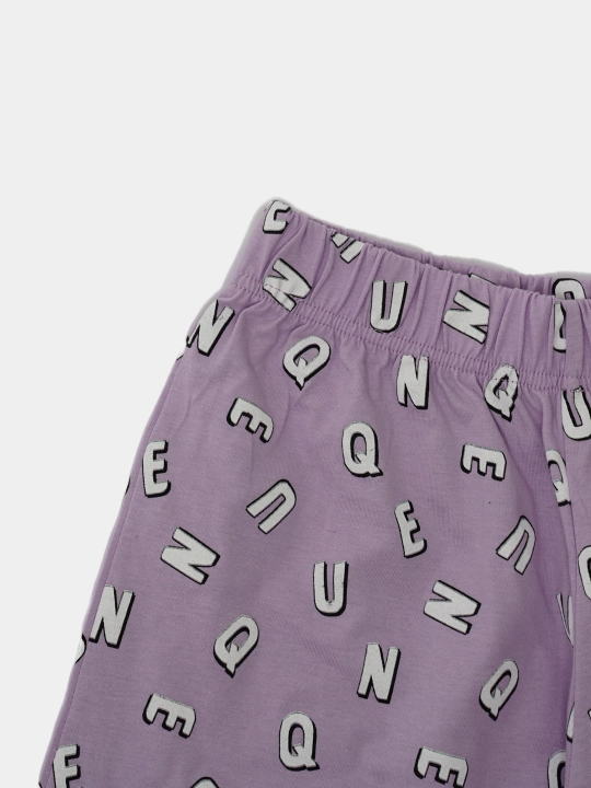 Qizlar va qizaloqlar uchun pijama, keng shim va futbolka