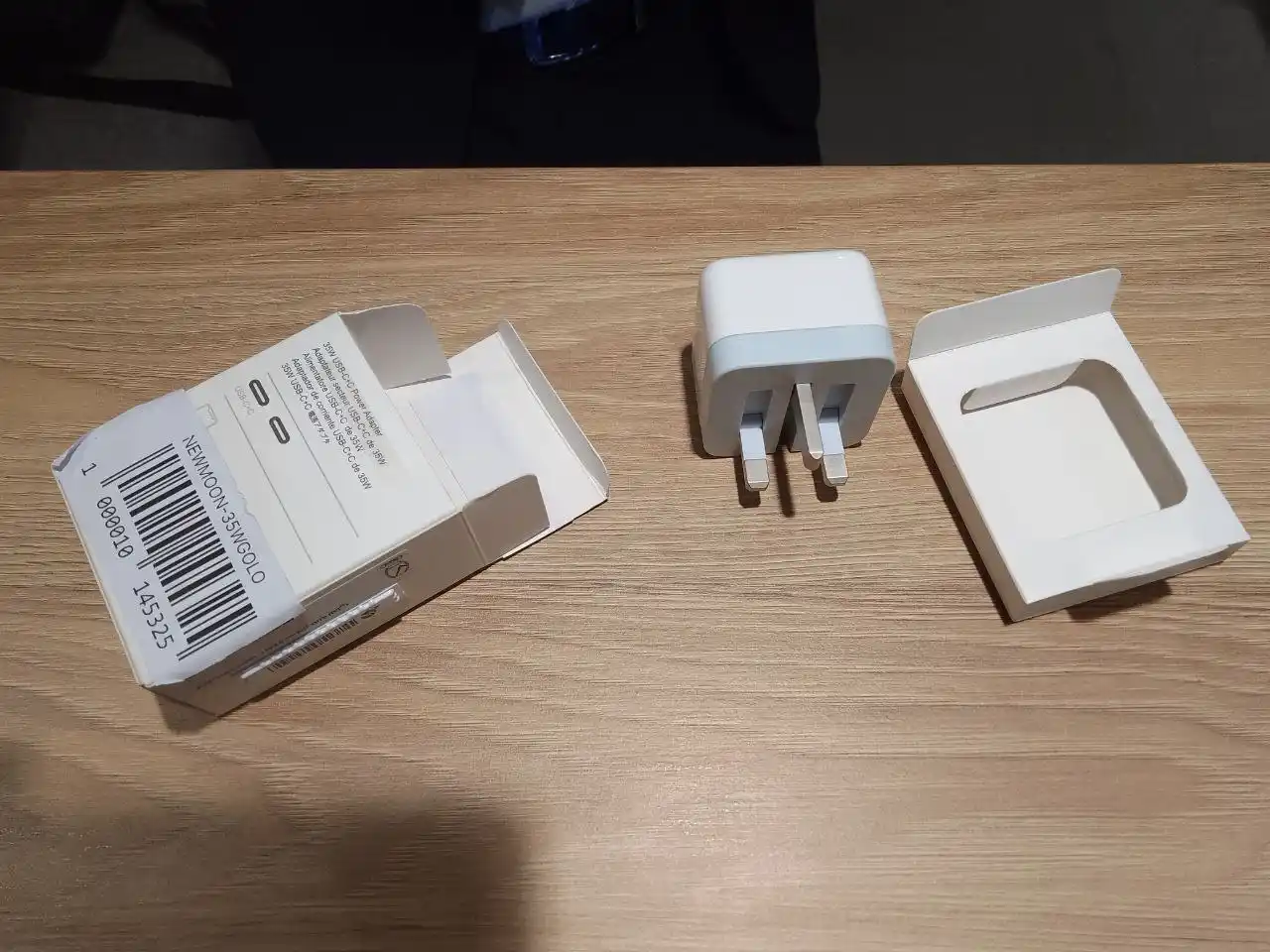 Quvvatlash adapteri iPhone 12, 13, 14, 15 uchun Type-C, tez zaryadlovchi, 35 Vt