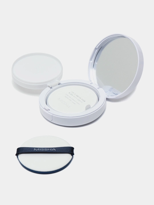 Krem-kushon Missha Magic Cushion