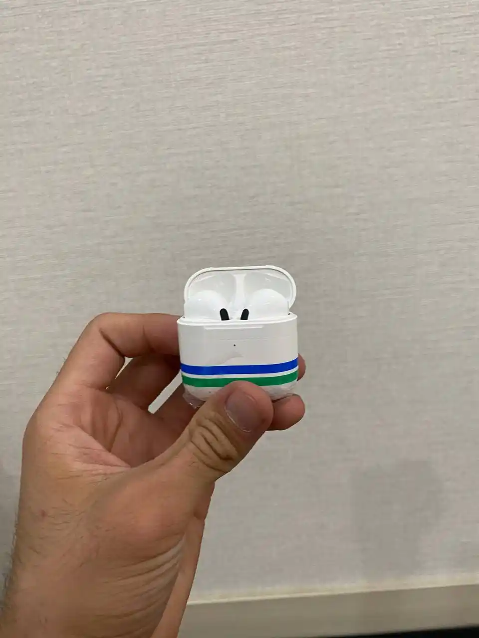 Simsiz quloqchinlar Pro 5 iPhone, Android uchun