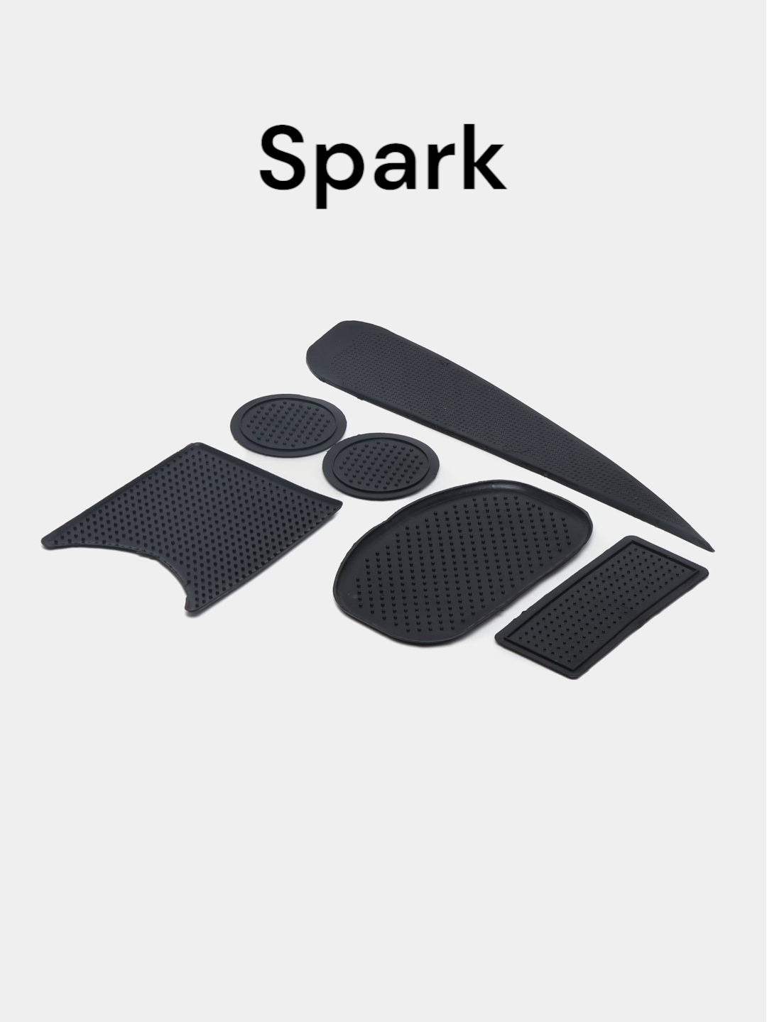 Torpedaga va konsolga rezinali gilamlar to'plami Сobalt, Spark, Damas, Gentra/Lacetti