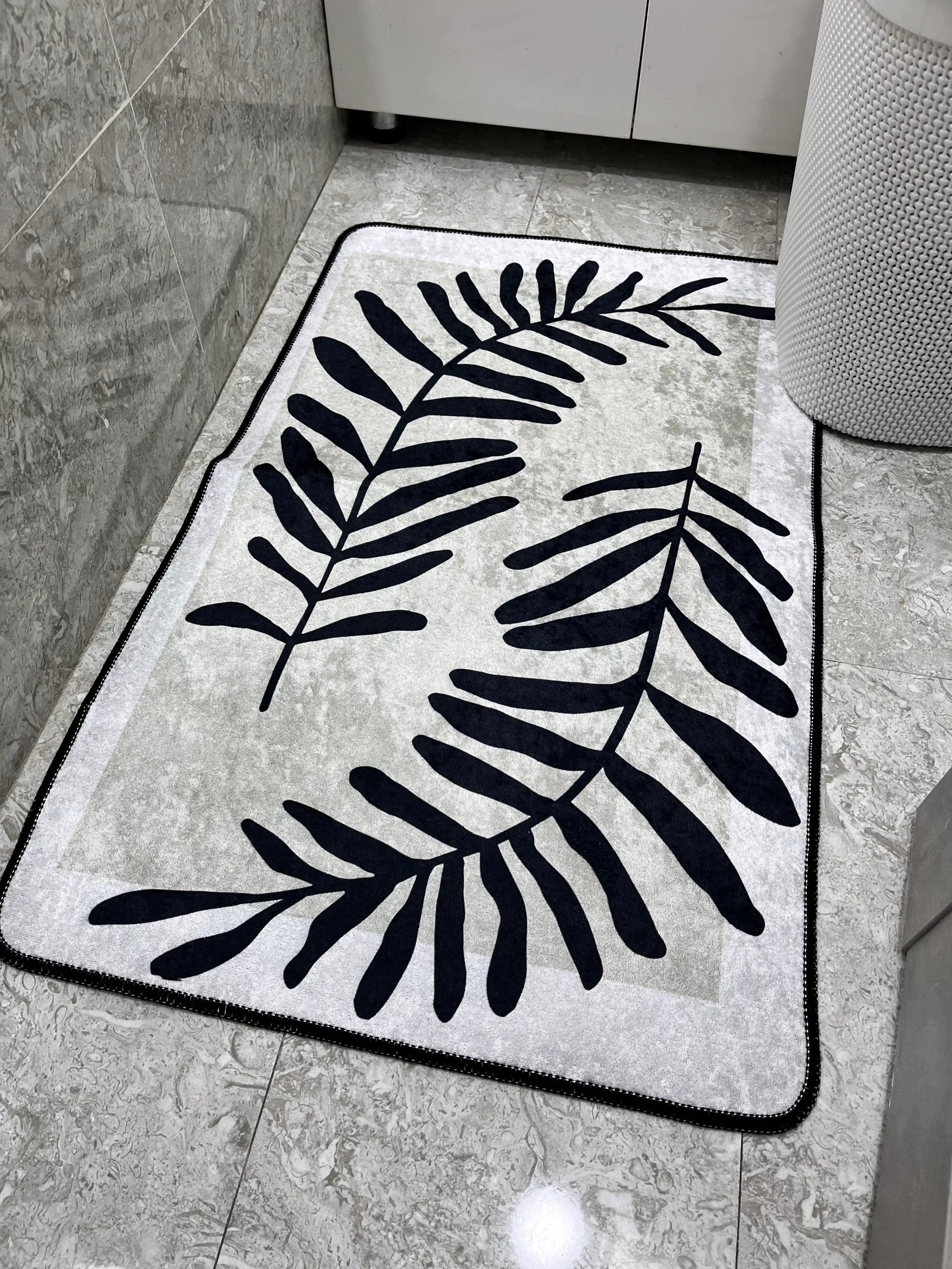 Комплект ковриков в ванную комнату, 60 * 100, 50 * 60 см