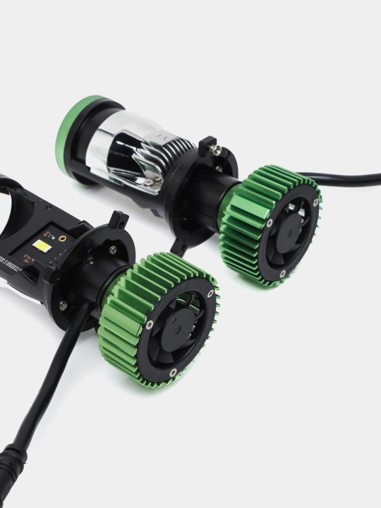 Svetodiodli LED linzalar avtomobillar uchun Y7 H4 2025, yashil