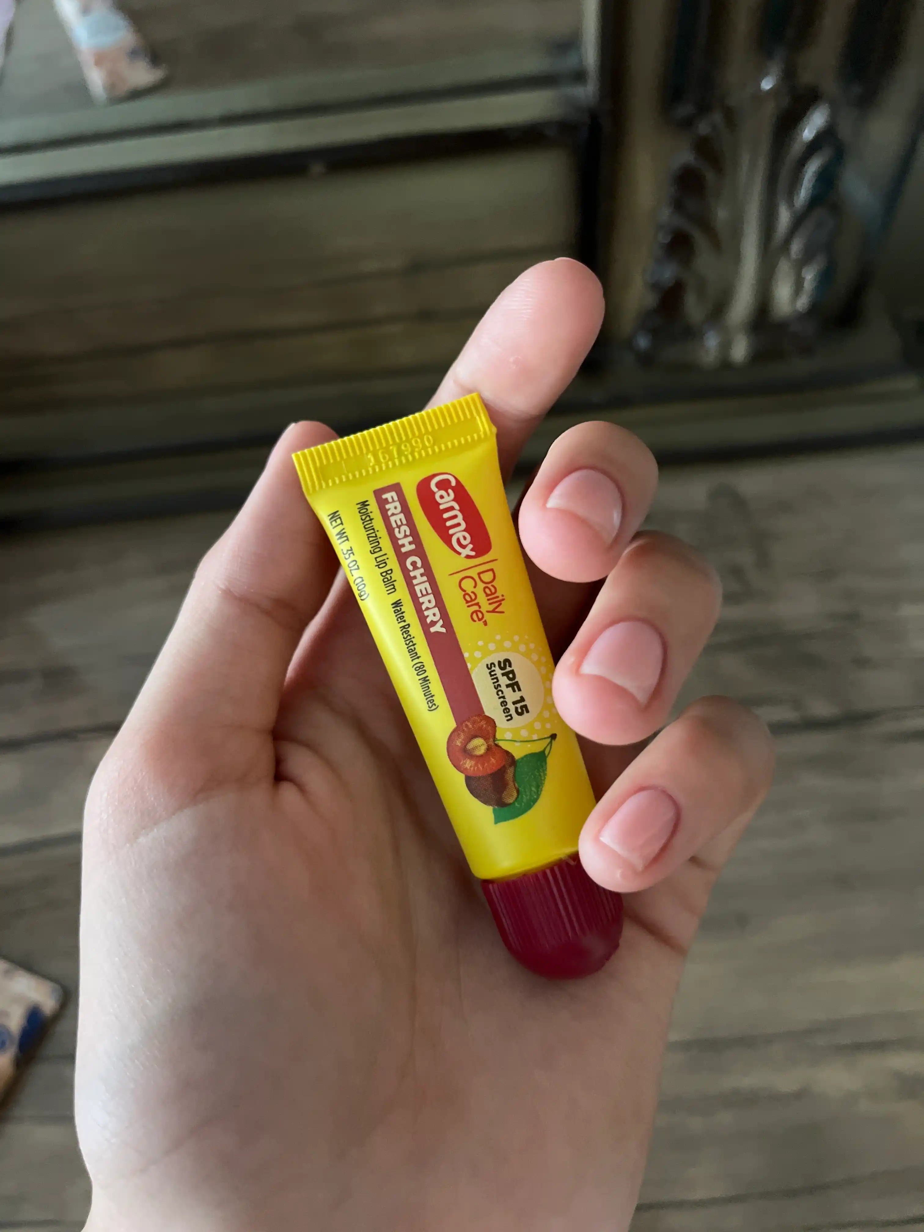 Бальзам для губ Carmex Tyubik, SPF 15, вишня