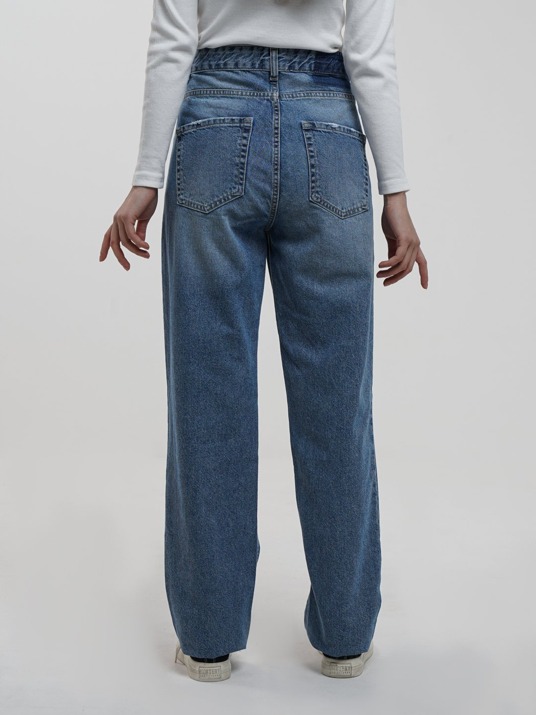 Rus siki mushukni sikadi Ayolning qiniga qanday kirish mumkin (video)