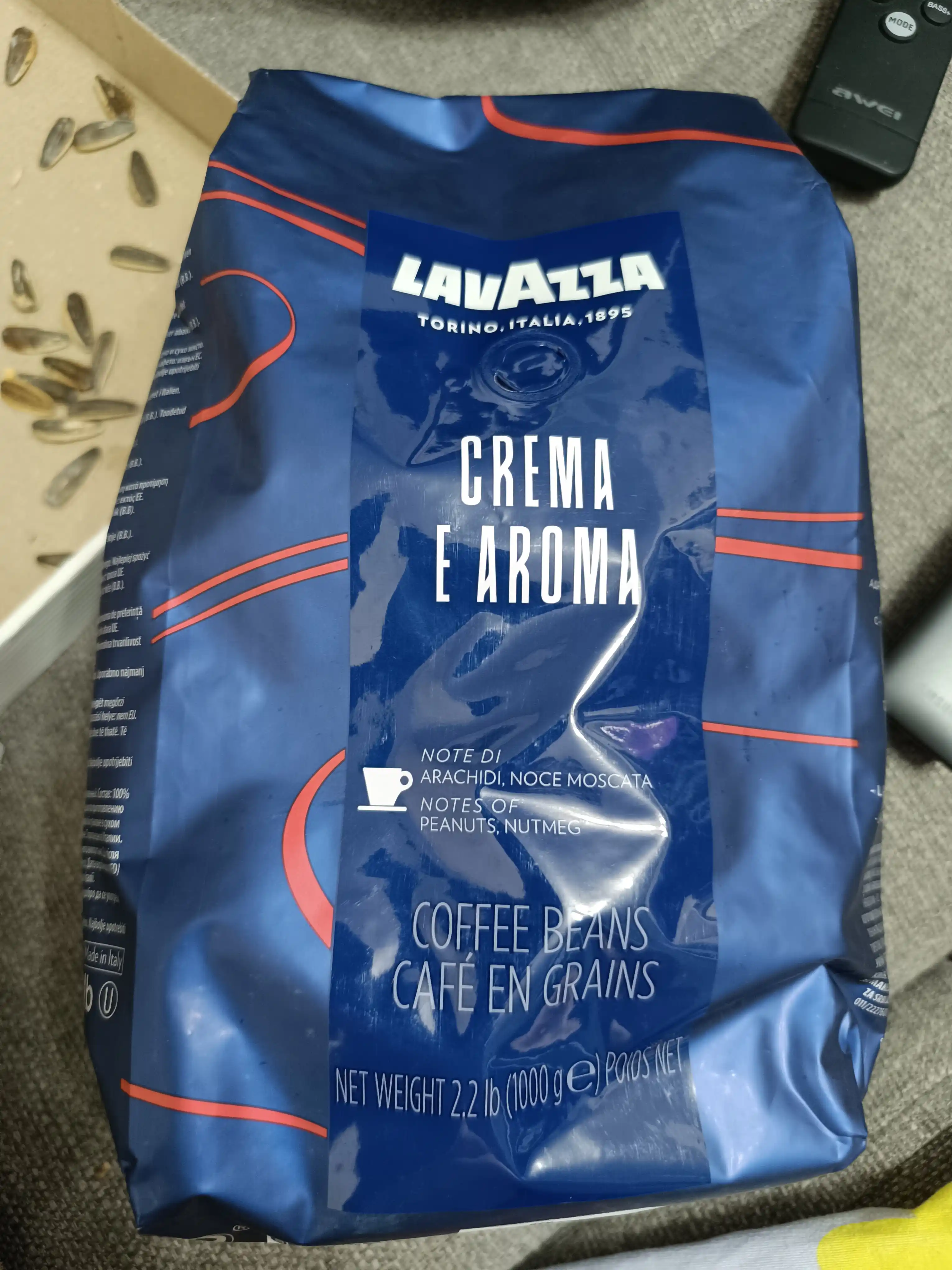 Кофе в зернах Lavazza Crema e Aroma Espresso, 1 кг